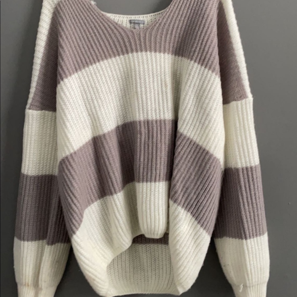 Charollete russe sweater